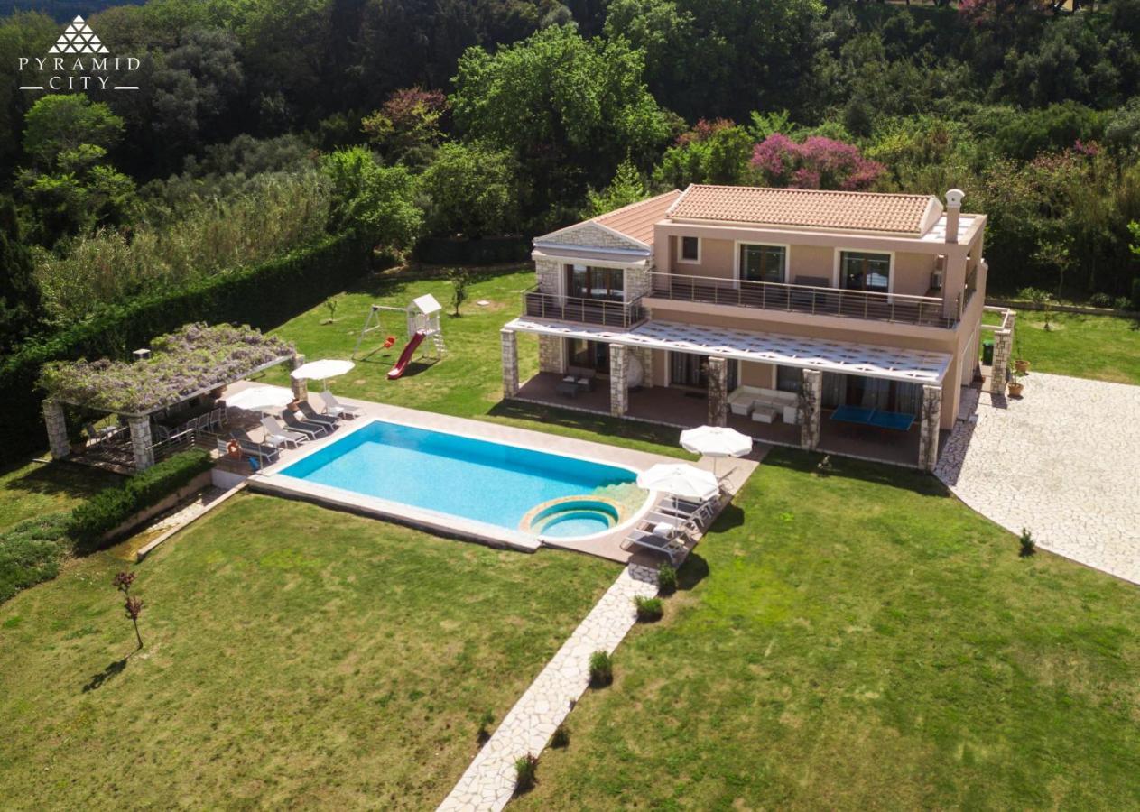 Luxury Hera - Beachfront
