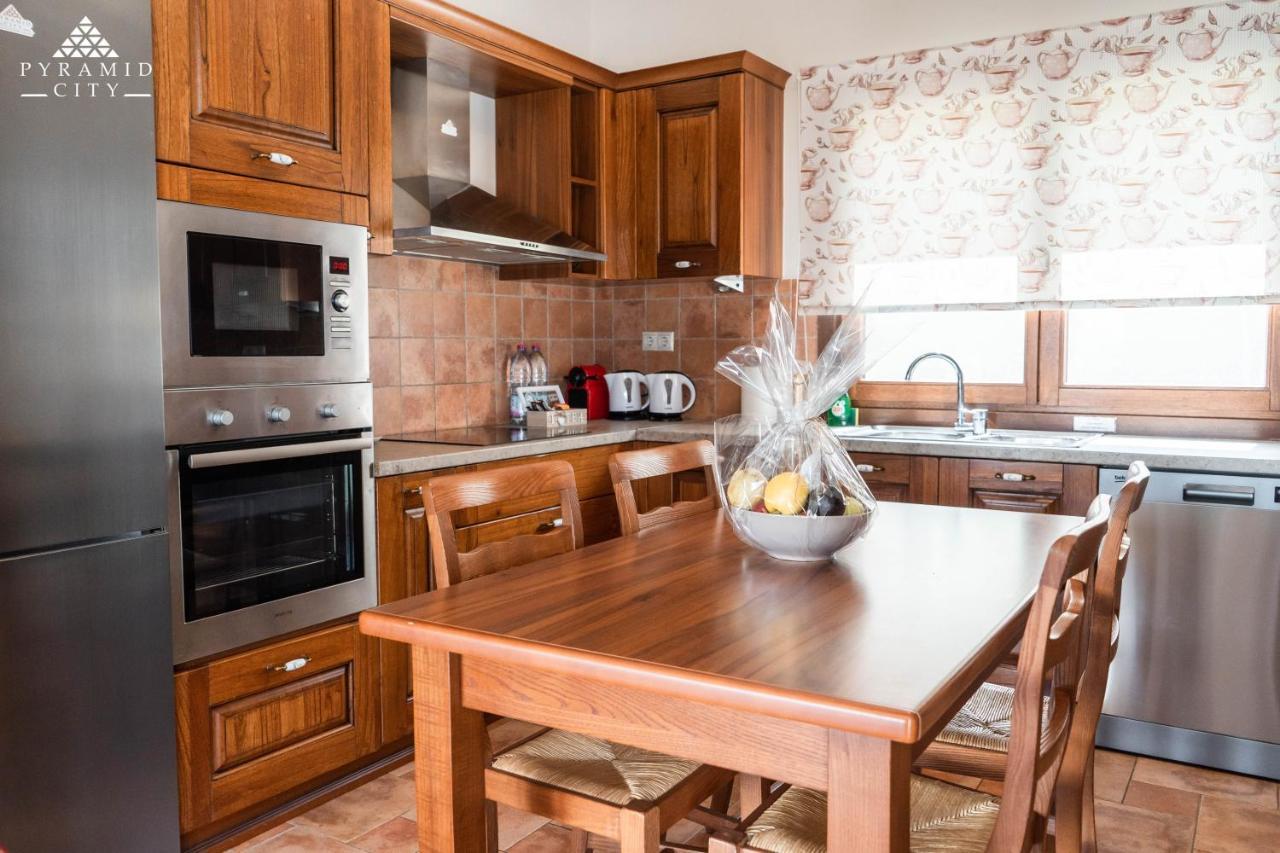 Luxury Hera - Beachfront