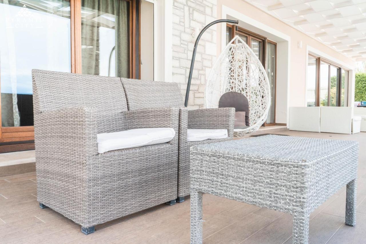 Luxury Hera - Beachfront