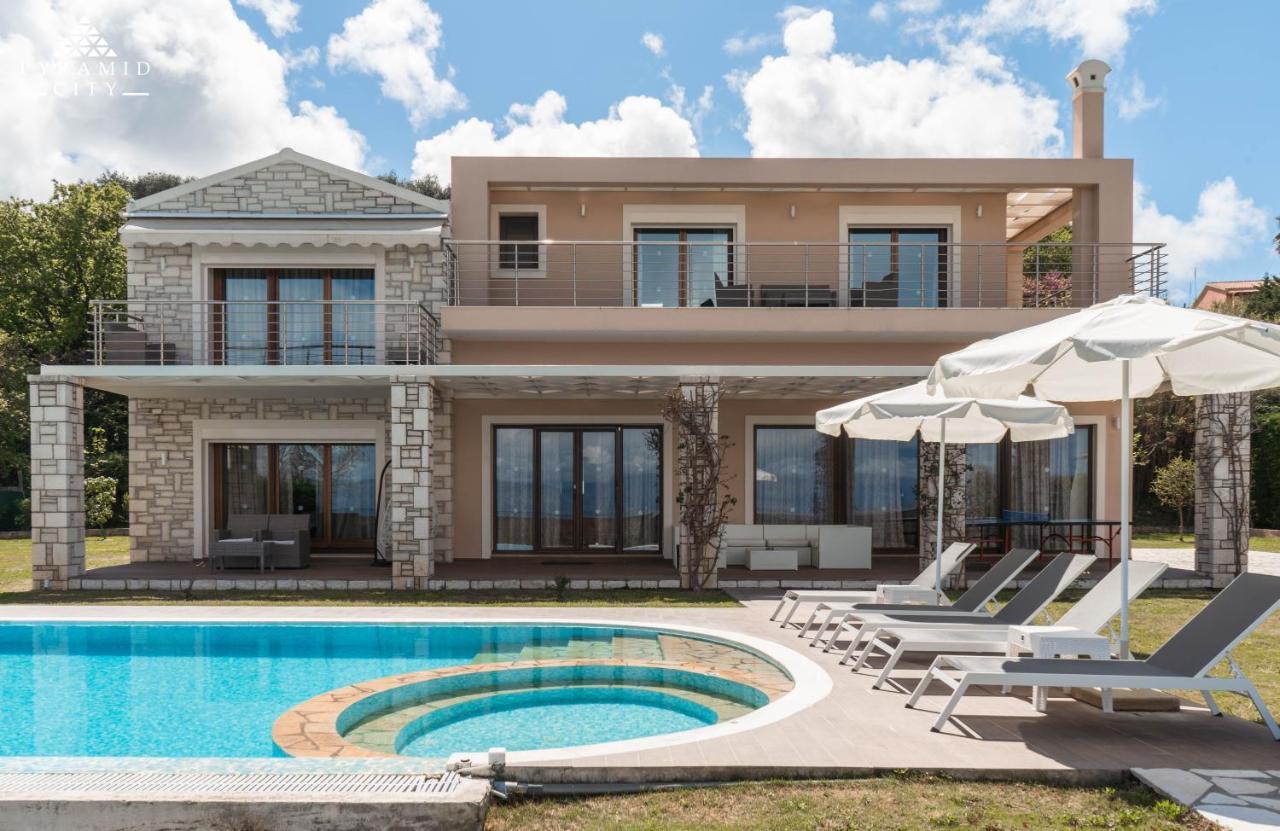 Luxury Hera - Beachfront Roda (Corfu)