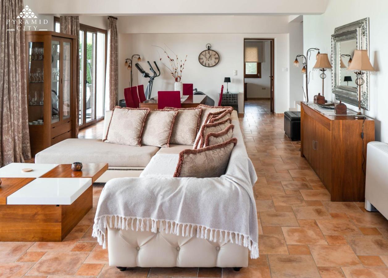 Luxury Villa Hera - Beachfront
